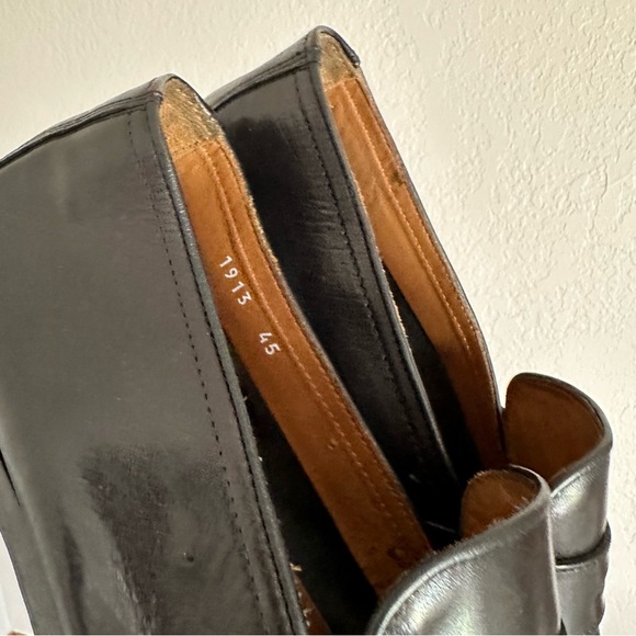 Doucal's Black Smooth Leather Slip On Loafers - Picture 7 of 12